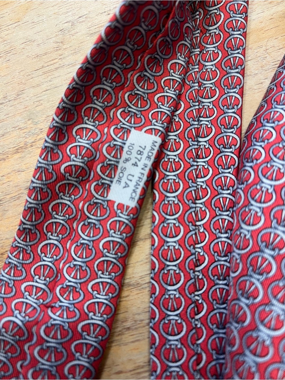 Vintage Herms Paris Men's Red Patterned Silk Tie